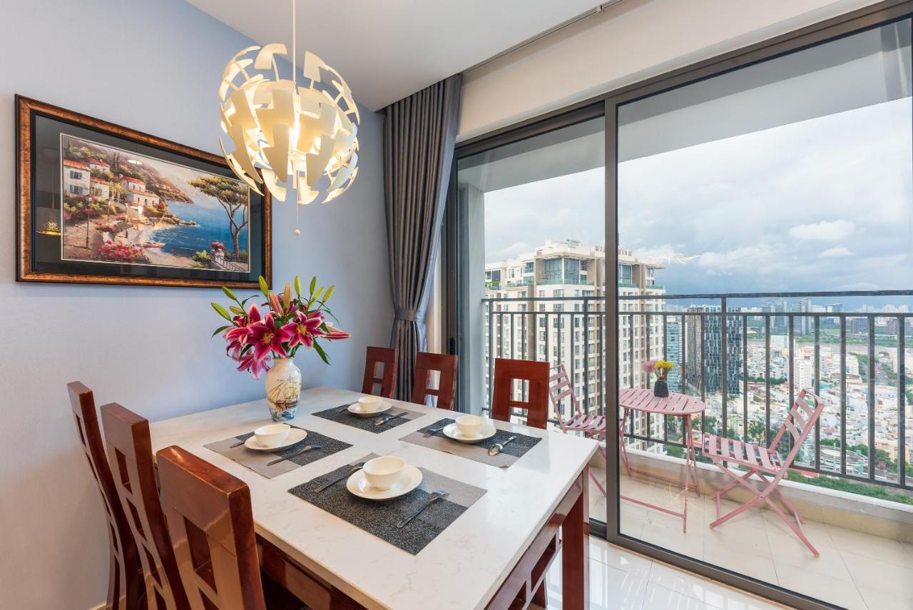 Mayla Saigon Downtown Apartment Хошимин Екстериор снимка
