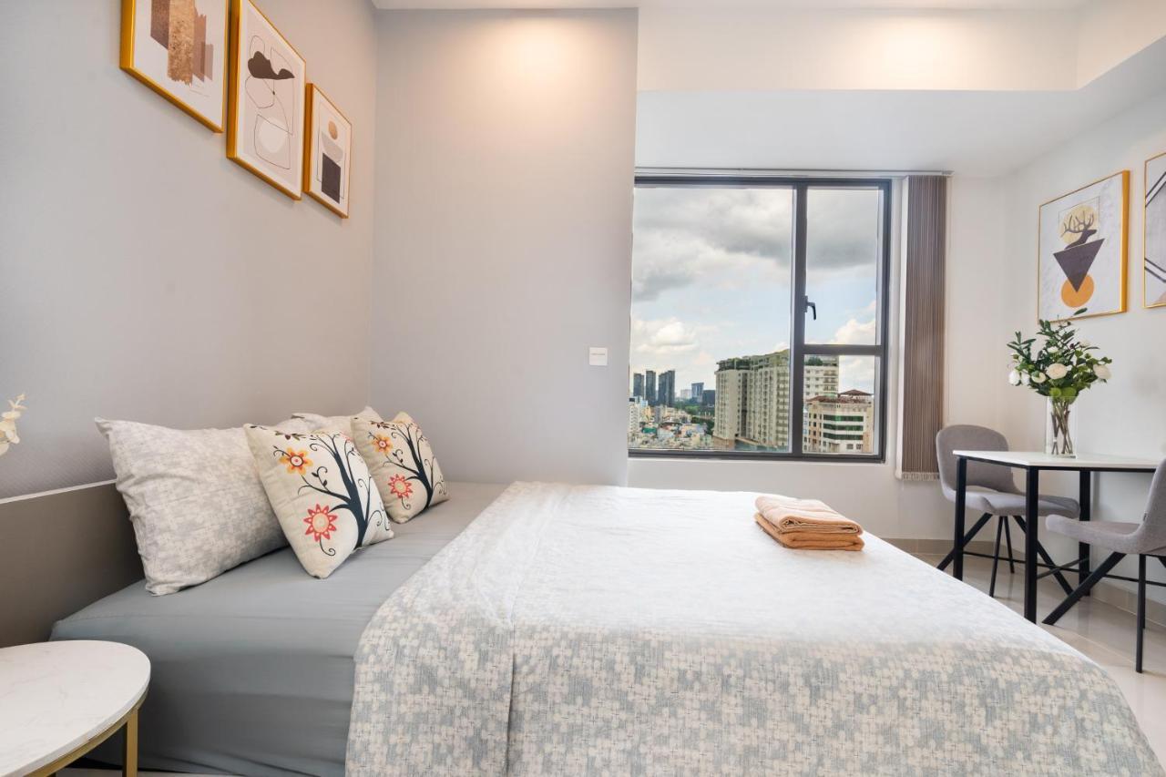Mayla Saigon Downtown Apartment Хошимин Екстериор снимка