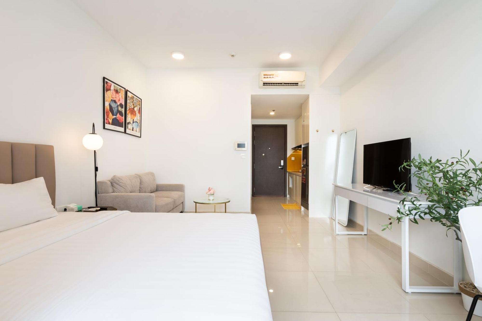 Mayla Saigon Downtown Apartment Хошимин Екстериор снимка