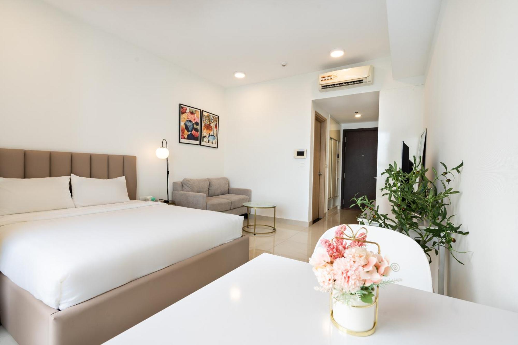 Mayla Saigon Downtown Apartment Хошимин Екстериор снимка