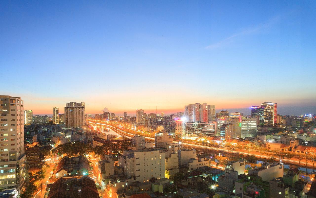 Mayla Saigon Downtown Apartment Хошимин Екстериор снимка