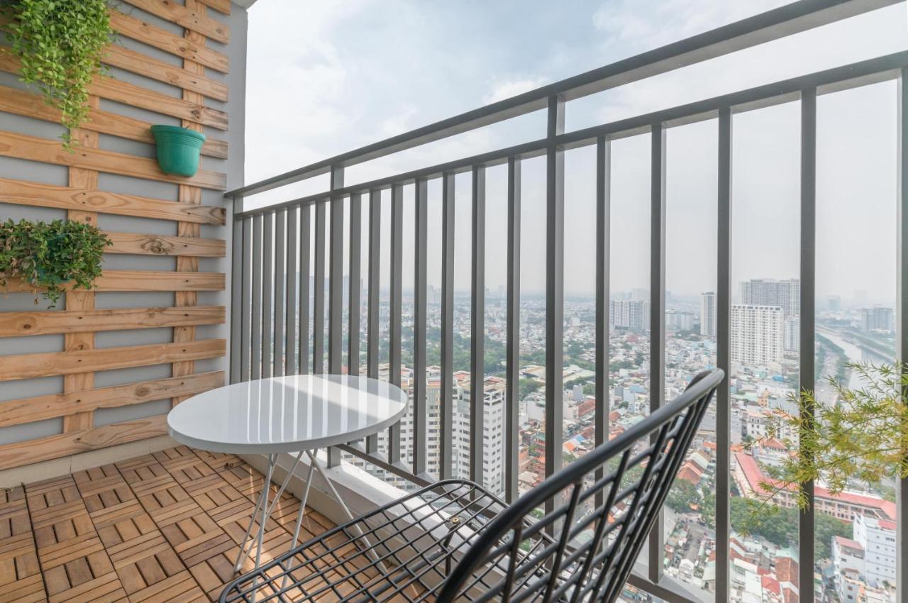 Mayla Saigon Downtown Apartment Хошимин Екстериор снимка
